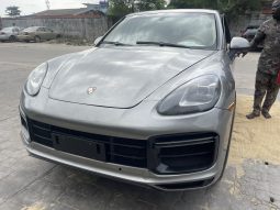 
										2016 Porsche Cayenne full									