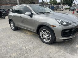 
										2016 Porsche Cayenne full									