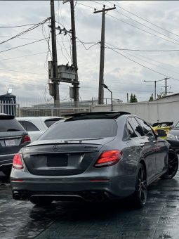 
										2017 Mercedes-Benz E 43 full									