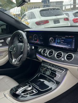 
										2017 Mercedes-Benz E 43 full									