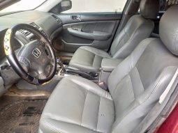 
										2005 Honda Accord full									