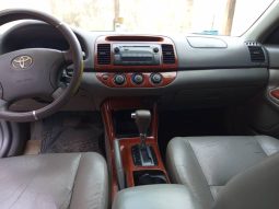 
										2005 Toyota Camry full									