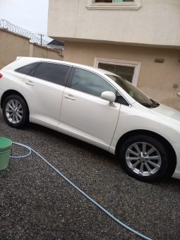 
										2010 Toyota Venza full									