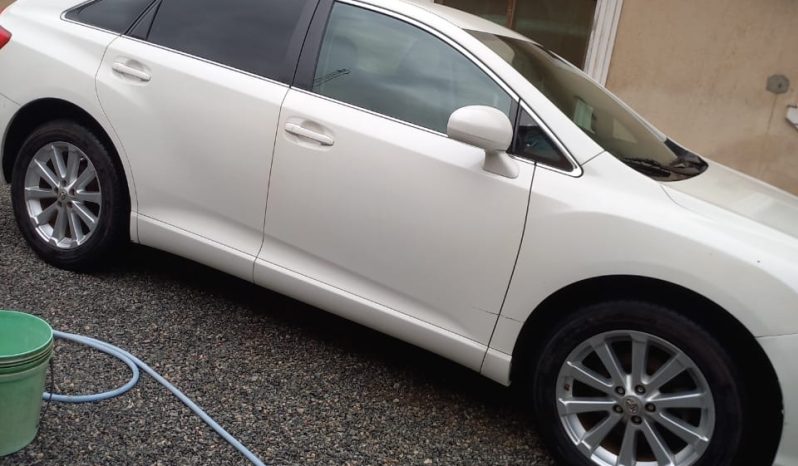 
								2010 Toyota Venza full									