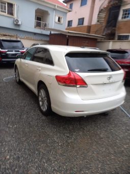 
										2010 Toyota Venza full									