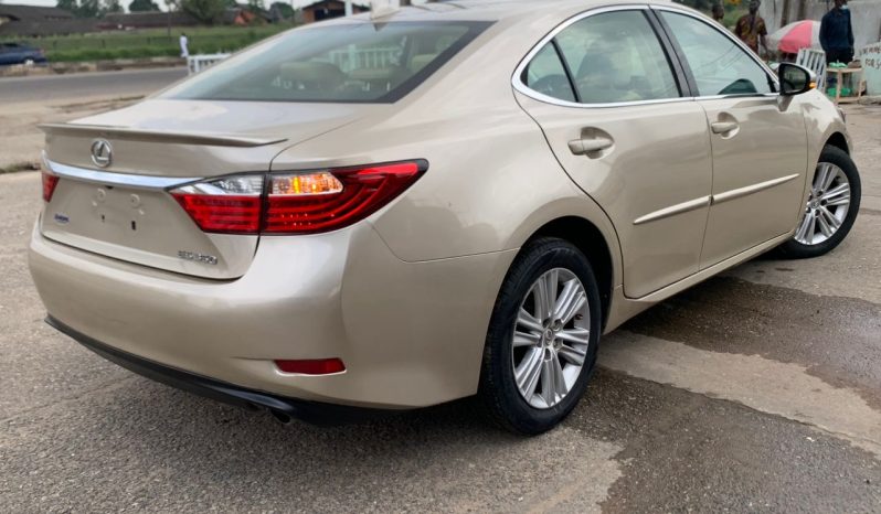 
								2015 Lexus ES350 full									