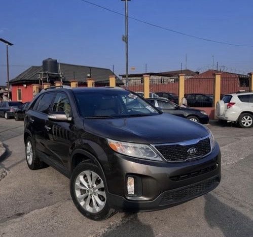 
								2015 Kia Sorento full									