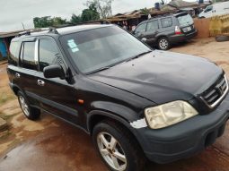 
										2000 Honda CR-V full									