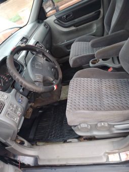 
										2000 Honda CR-V full									