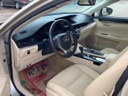 
										2015 Lexus ES350 full									