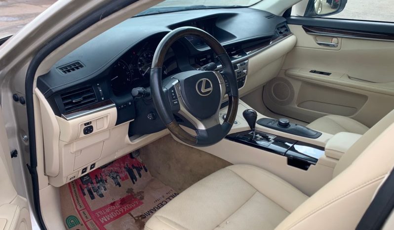 
								2015 Lexus ES350 full									