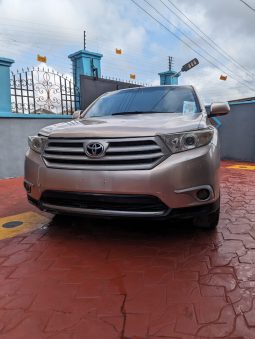 
										2012 Toyota Highlander full									