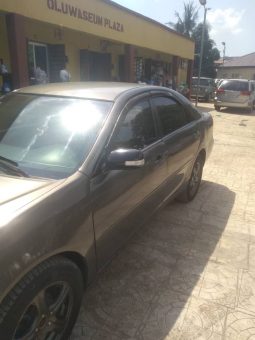 
										2004 Toyota Camry full									