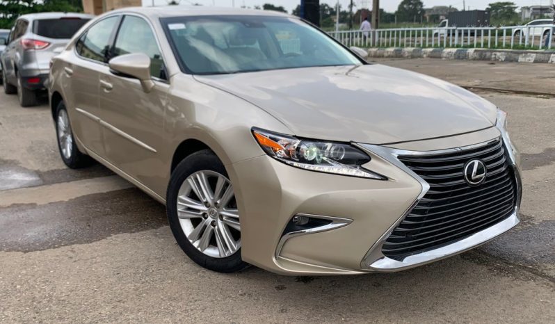 
								2015 Lexus ES350 full									