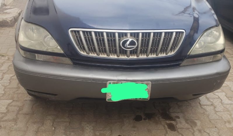 
								2001 Lexus RX300 full									