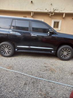 
										2011 Toyota Land Cruiser full									