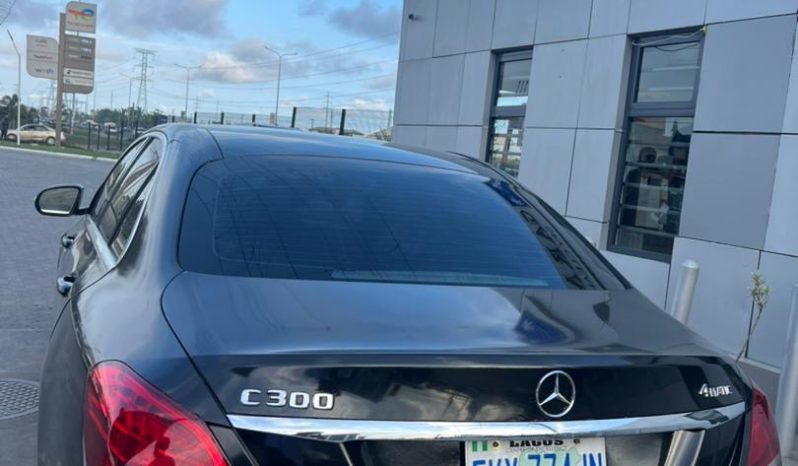 
								2016 Mercedes-Benz C 300 full									