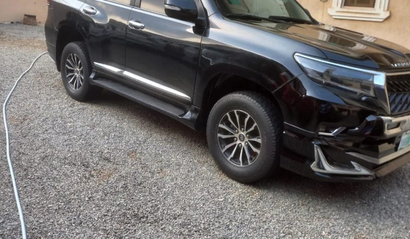 
								2011 Toyota Land Cruiser full									