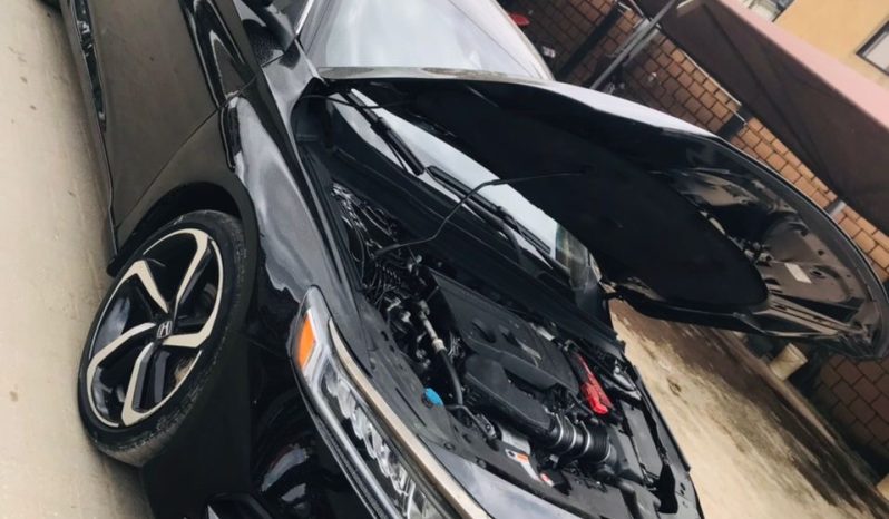 
								2020 Honda Accord full									