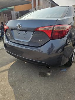 
										2018 Toyota Corolla full									