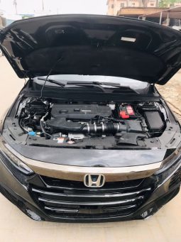 
										2020 Honda Accord full									