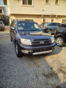 
										2004 Toyota 4Runner full									