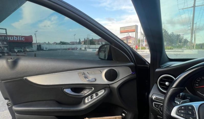 
								2016 Mercedes-Benz C 300 full									