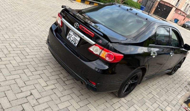 
								2013 Toyota Corolla full									