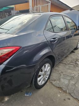 
										2018 Toyota Corolla full									