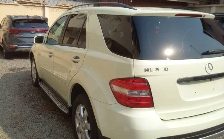 
								2007 Mercedes-Benz ML 350 full									