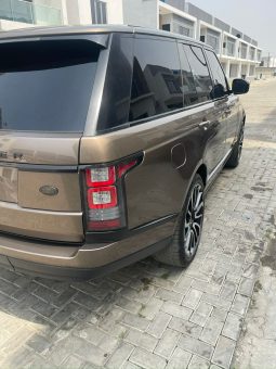 
										2016 Land Rover Vogue full									