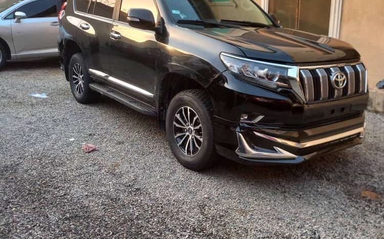 
								2015 Toyota Land Cruiser full									