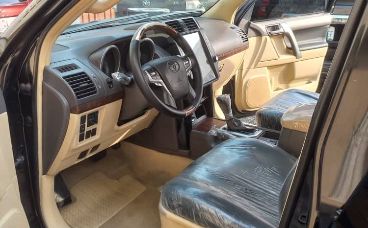 
								2015 Toyota Land Cruiser full									