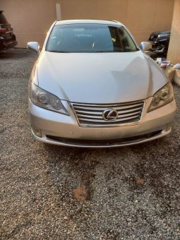 
										2010 Lexus ES350 full									