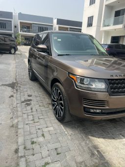 
										2016 Land Rover Vogue full									