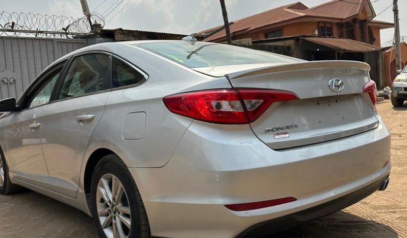 
								2017 Hyundai Sonata full									