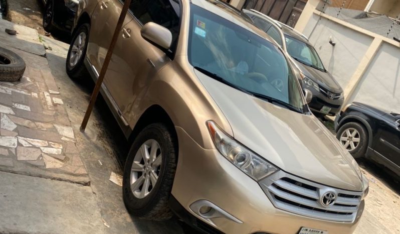 
								2012 Toyota Highlander full									