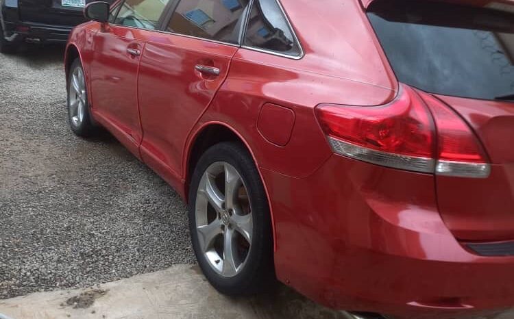
								2010 Toyota Venza full									