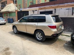 
										2012 Toyota Highlander full									