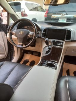 
										2011 Toyota Venza full									