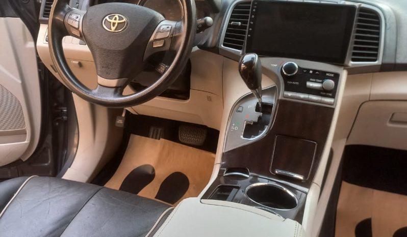 
								2011 Toyota Venza full									