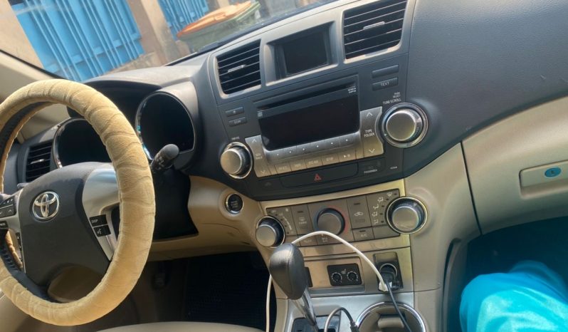 
								2012 Toyota Highlander full									