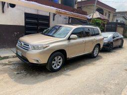 
										2012 Toyota Highlander full									