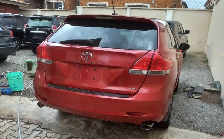 
								2010 Toyota Venza full									