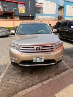 
										2012 Toyota Highlander full									