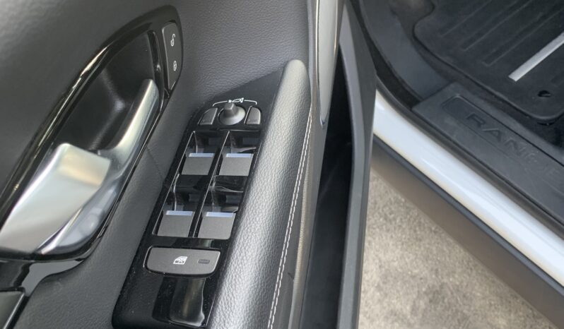 
								2017 Land Rover Range Rover Evoque full									