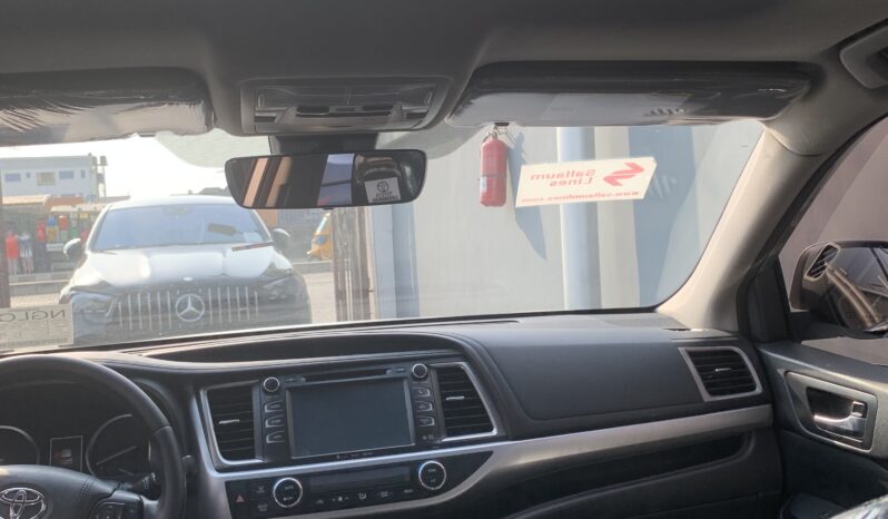 
								2018 Toyota Highlander full									