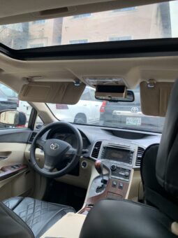 
										2010 Toyota Venza full									