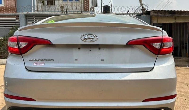 
								2017 Hyundai Sonata full									