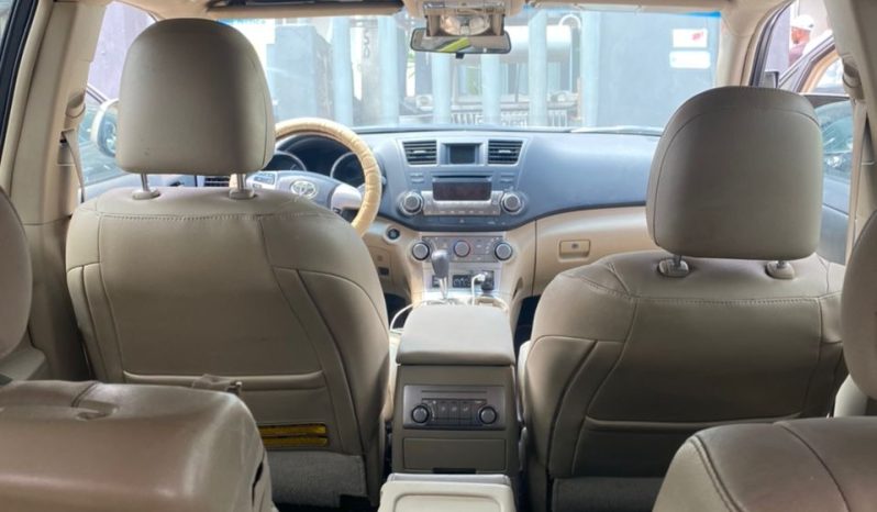 
								2012 Toyota Highlander full									